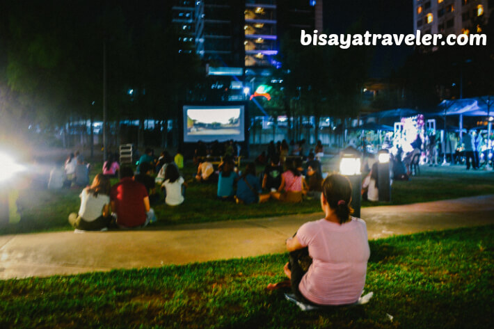 An Atmospheric Outdoor Movie Experience in Ayala Center, Cebu 