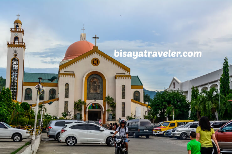 Mount Babag: A Fun-filled Escapade With A Bunch Of New Friends