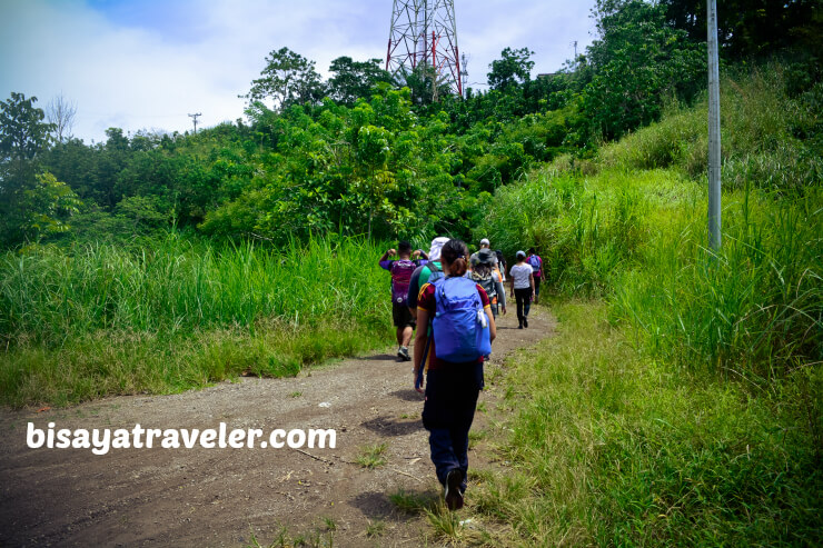 Mount Babag: A Fun-filled Escapade With A Bunch Of New Friends