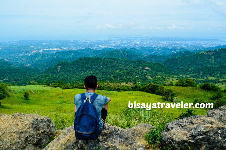 Mount Kan-irag: One Of The Most Scenic Lookouts In Cebu