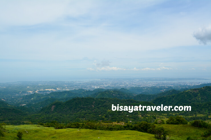 Mount Kan-irag: One Of The Most Scenic Lookouts In Cebu