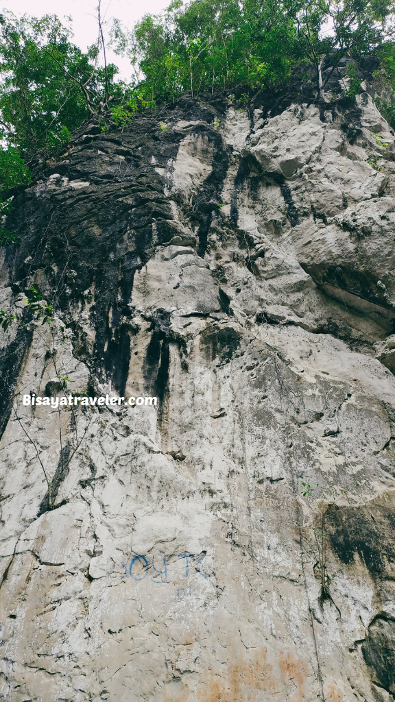 Marmol Cliff