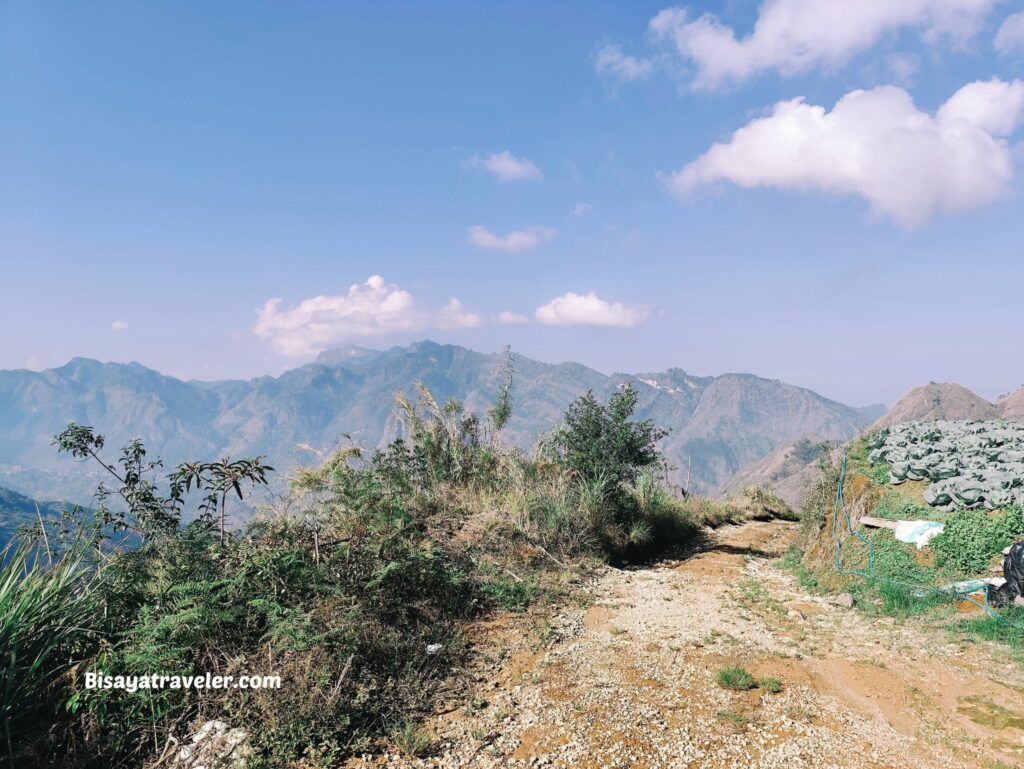 Mt Tenglawan And The People Who Have To Die On The Climb